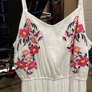 White floral maxi dress